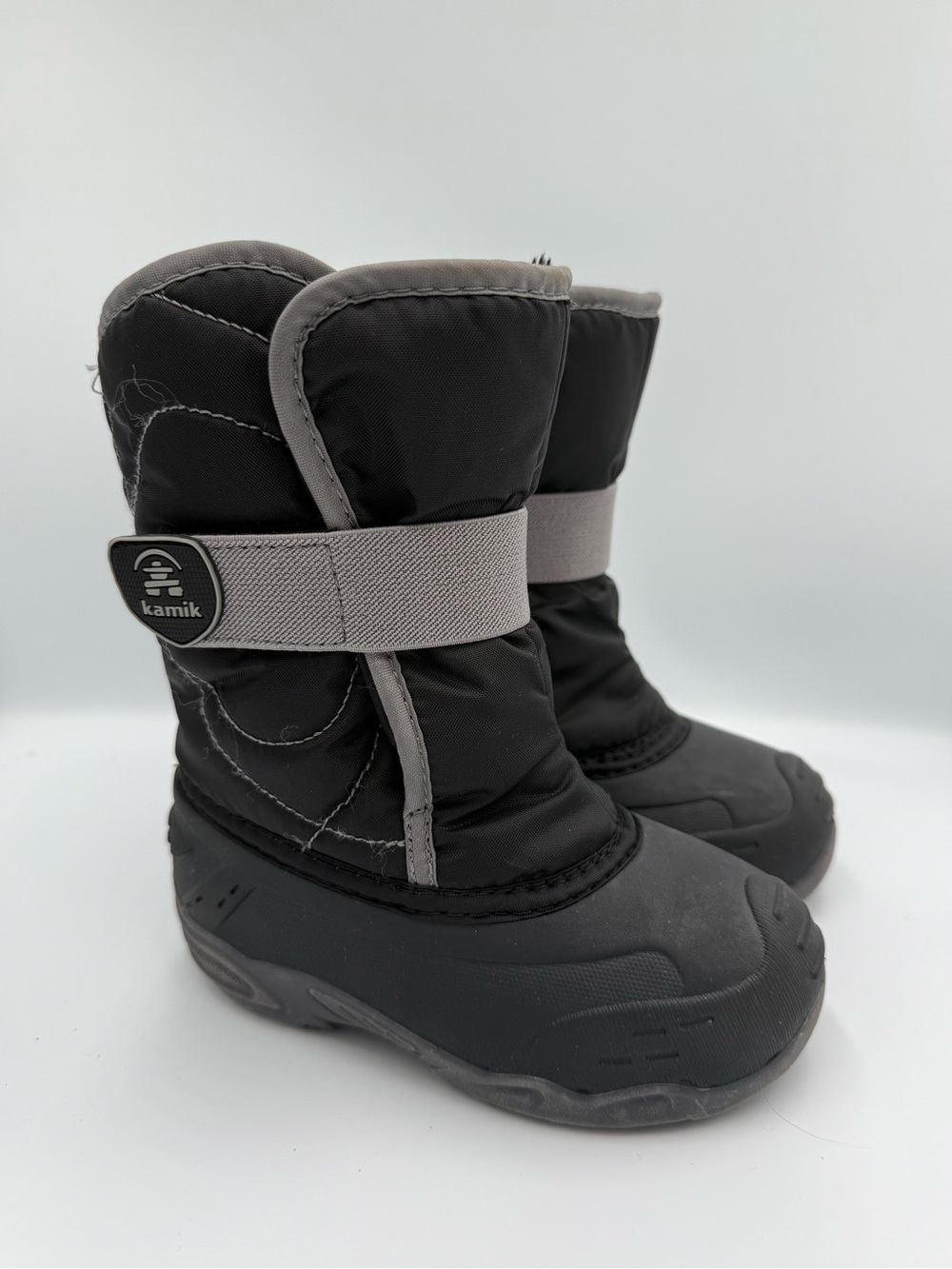Kamik Snowbug 5 Toddler/Little Kid Black Snow Boots with Gray Strap, Size 11